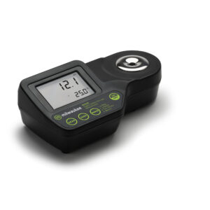 Refractómetro Digital de Cloruro de Sodio en Alimentos MA886 MILWAUKEE, 0-28 g/100 g, 0-26 °Bé, ATC, IP65